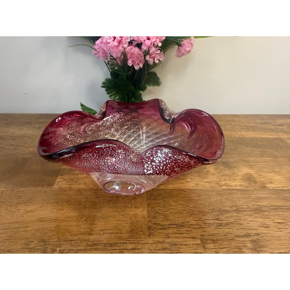 Vintage Cranberry Murano Style Art Glass Ruffled Bowl Aventurine‎ Fleck Decor